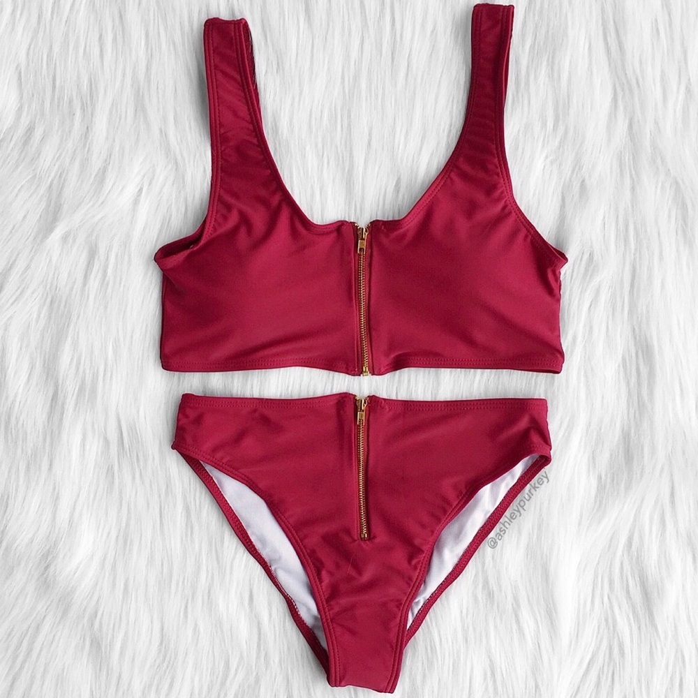 ❤️SALE❤️ Maroon red gold zipper cheeky bikini set